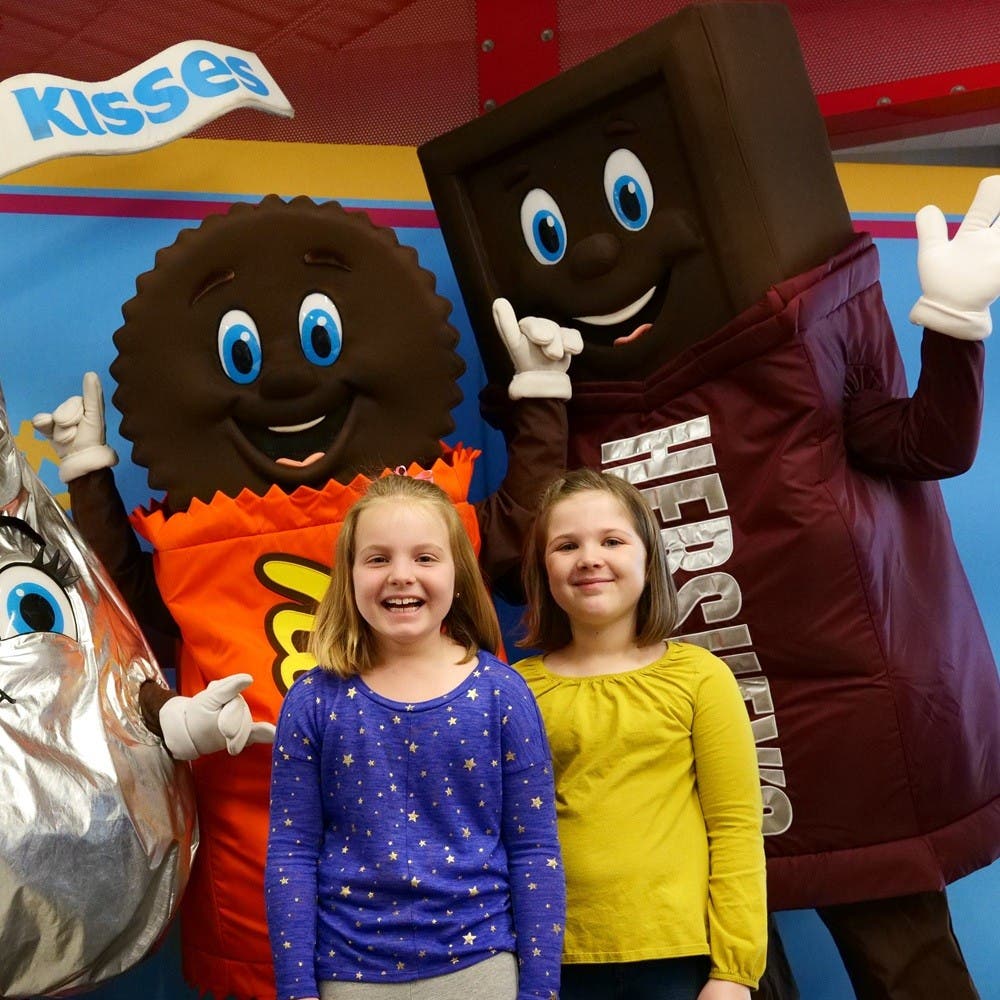 HERSHEY'S Characters with Children